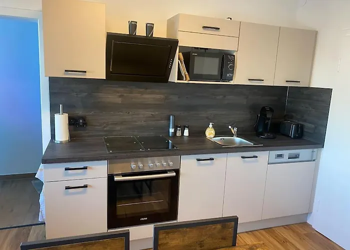 Für Motorsportbegeisterte Nähe Red Bull Ring Apartment Fisching